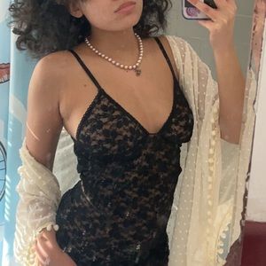 Meet your Posher, Bee